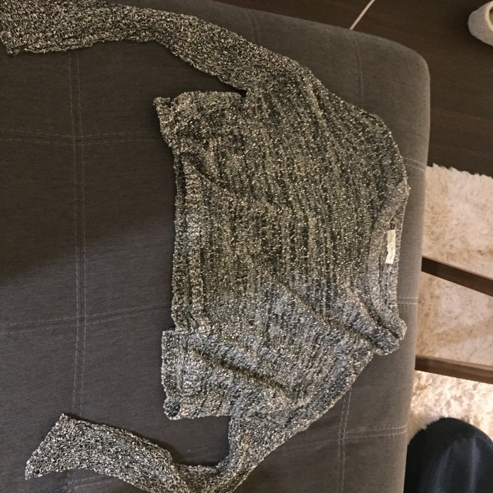 Crop Sweater - Picture 2 of 3